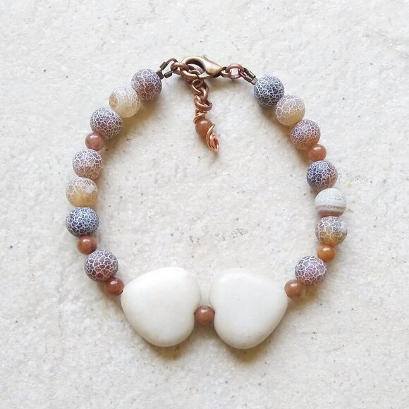 SWEETHEART!!! Unique Stone Heart Bracelet! Cream & Brown Agate + Jasper Beads - Picture 1 of 8